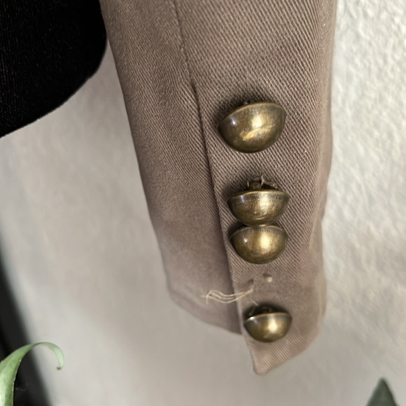 Military style jacket it’s a small it’s lined Halloween costume - Picture 6 of 7